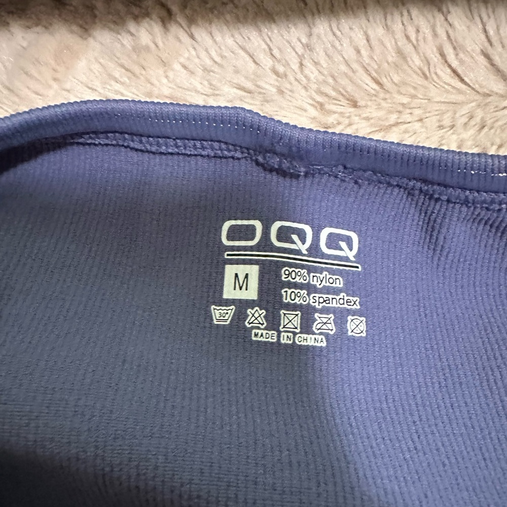 OQQ Blue Ribbed Top - Picture 2 of 3